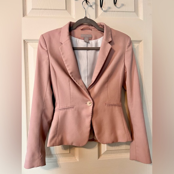 H&M - Picture 2 of 12